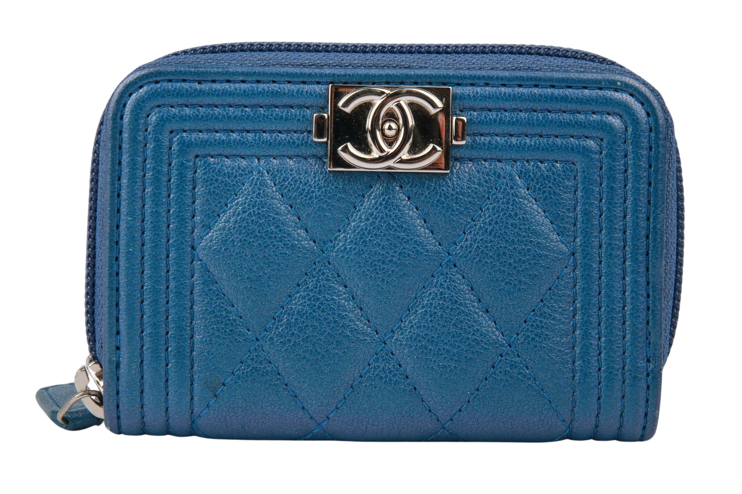 Chanel Boy Portemonnaie Blau Metallic