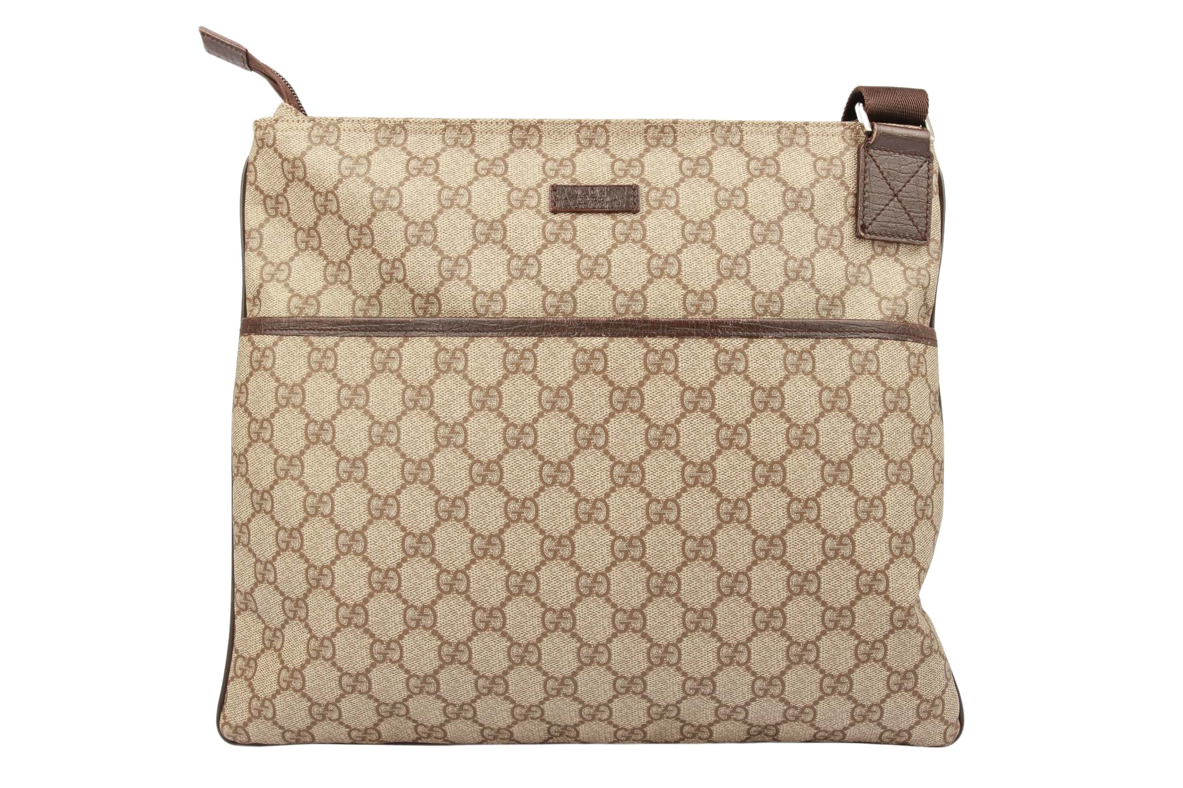 Gucci GG Supreme Crossbody Bag Braun